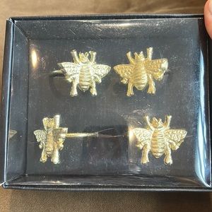 New Napkin Rings Set Of 4 Butterflies gold COLOR NIB